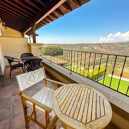 Luxury 2br In Aphrodite Hills Shared Pool & Golf Views Apartament *