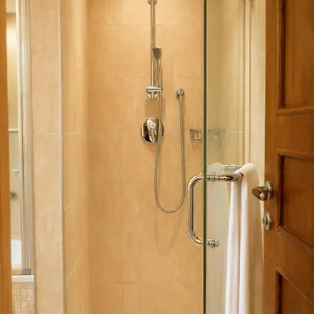 Luxury 2br In Aphrodite Hills Shared Pool & Golf Views